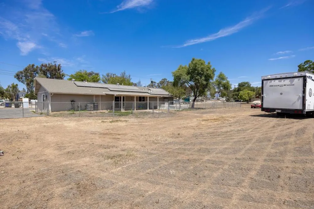 2238 Kelly Avenue Ramona, CA 92065