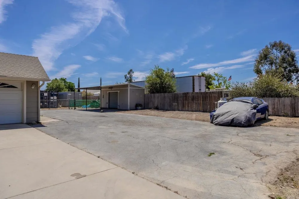 2238 Kelly Avenue Ramona, CA 92065