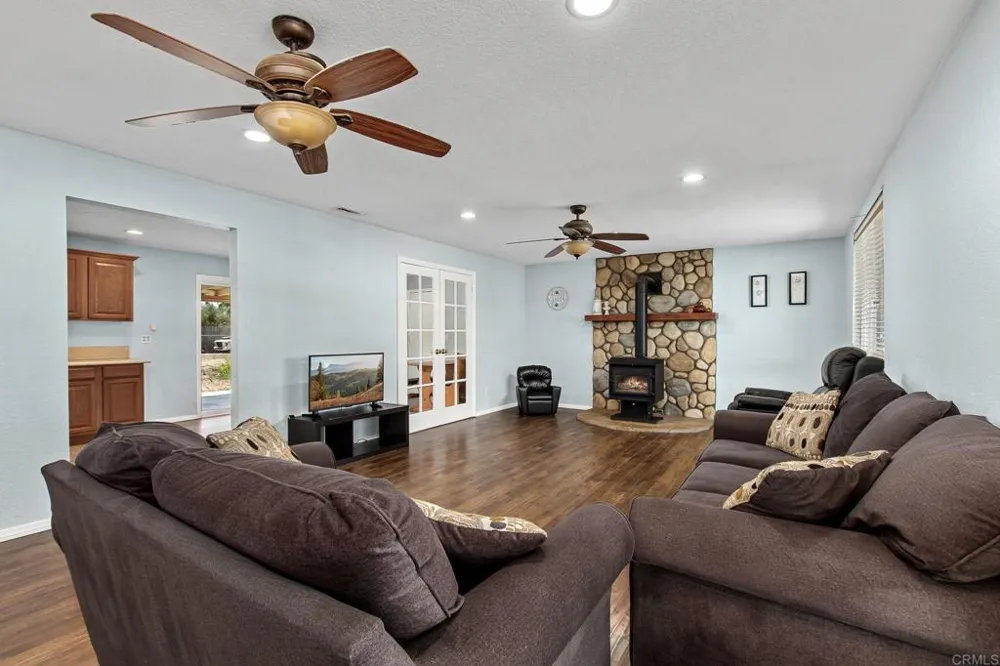2238 Kelly Avenue Ramona, CA 92065
