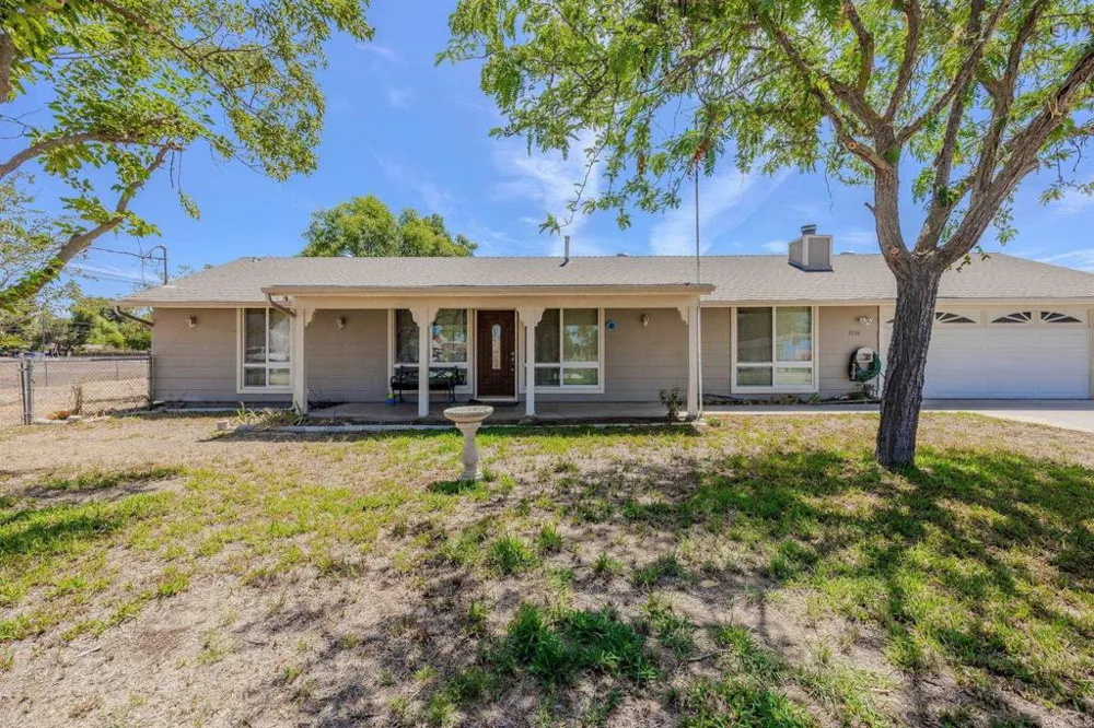 2238 Kelly Avenue Ramona, CA 92065