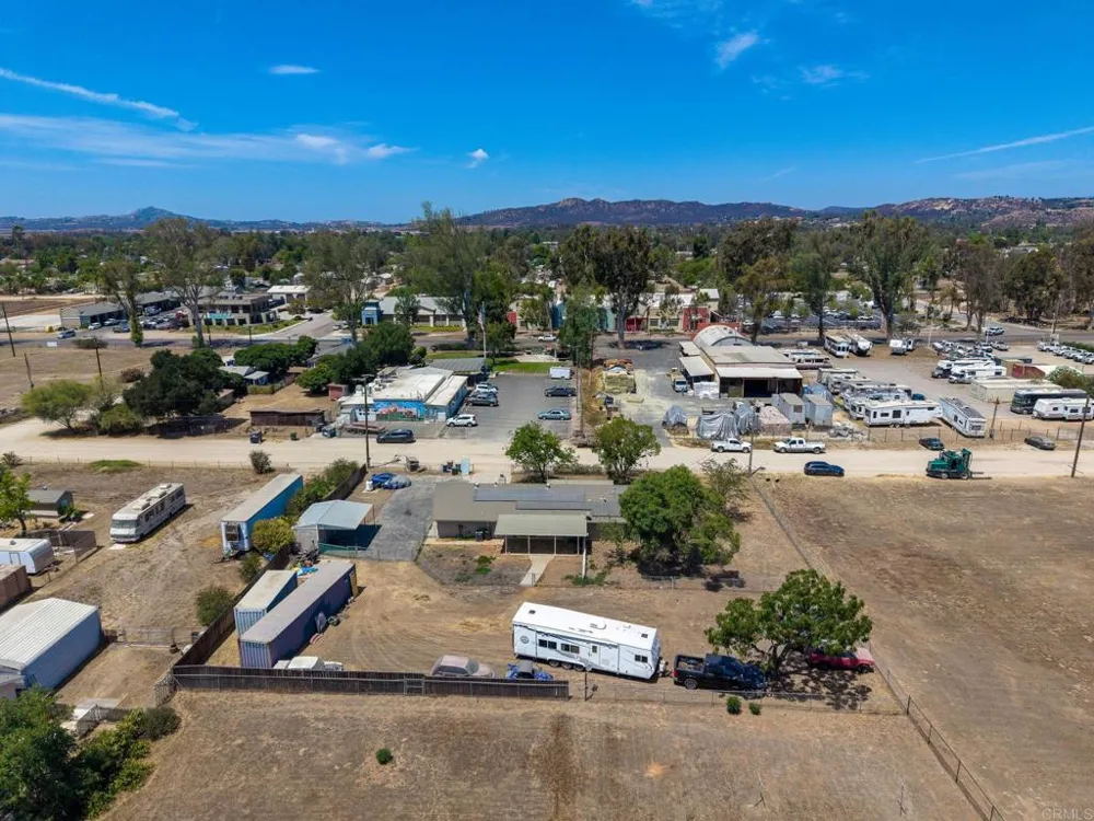 2238 Kelly Avenue Ramona, CA 92065