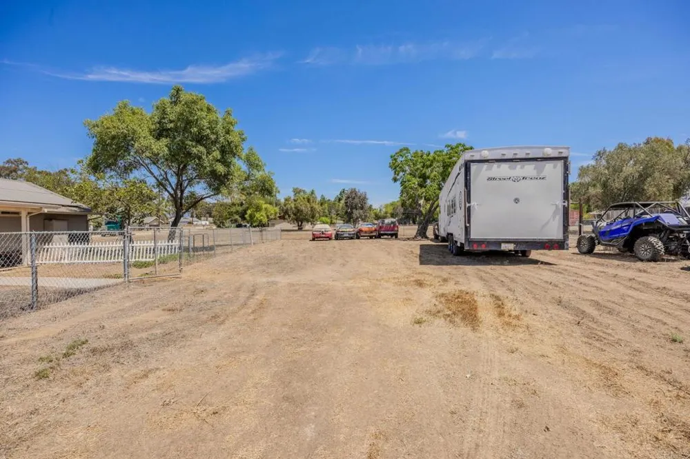 2238 Kelly Avenue Ramona, CA 92065