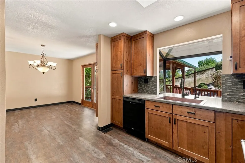 436 28th Paso Robles, CA 93446