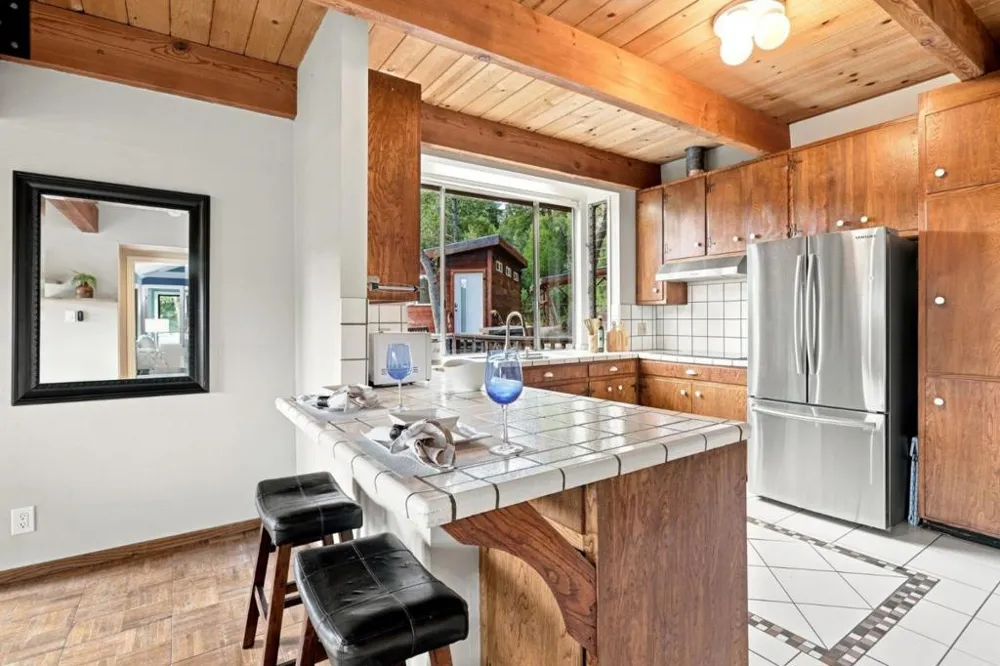 325 Vista Terrace Boulder Creek, CA 95006