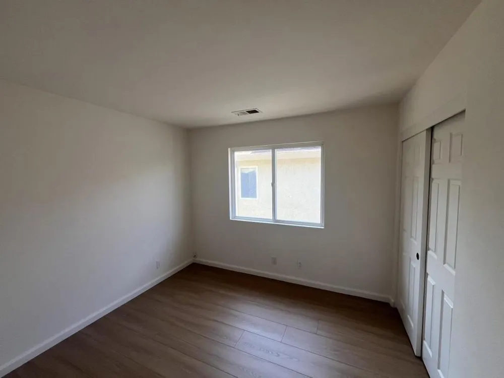711 Hillock Drive Hollister, CA 95023
