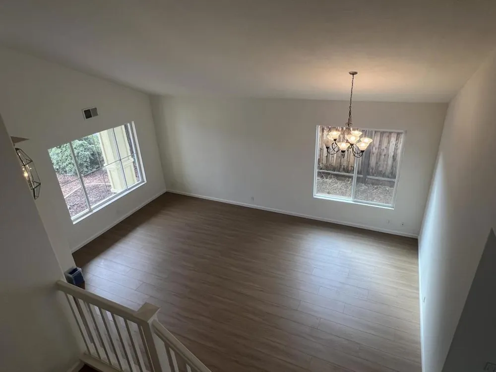 711 Hillock Drive Hollister, CA 95023