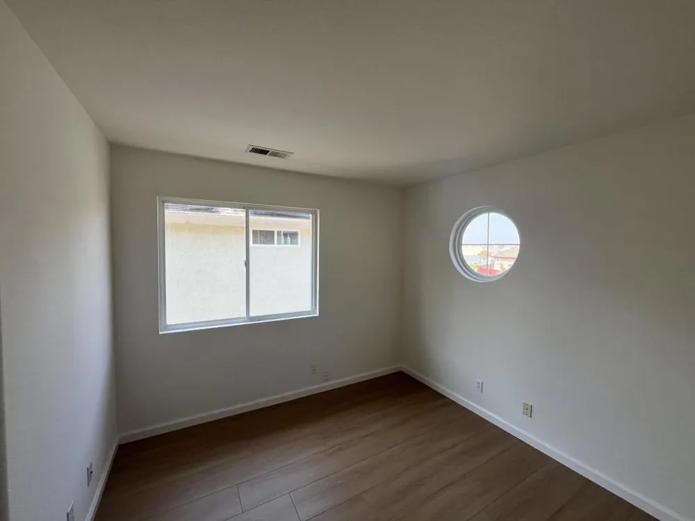 711 Hillock Drive Hollister, CA 95023