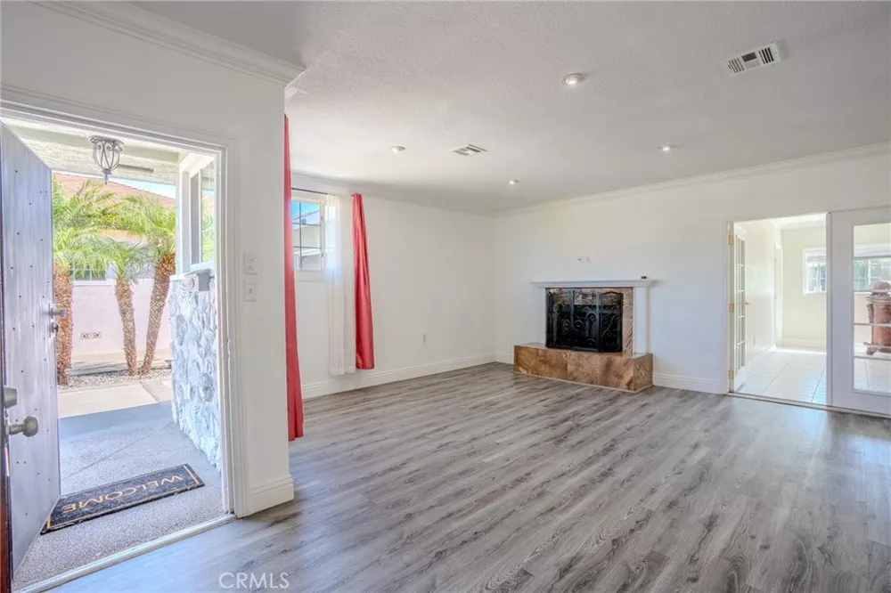 7826 Arnett Street Downey, CA 90241