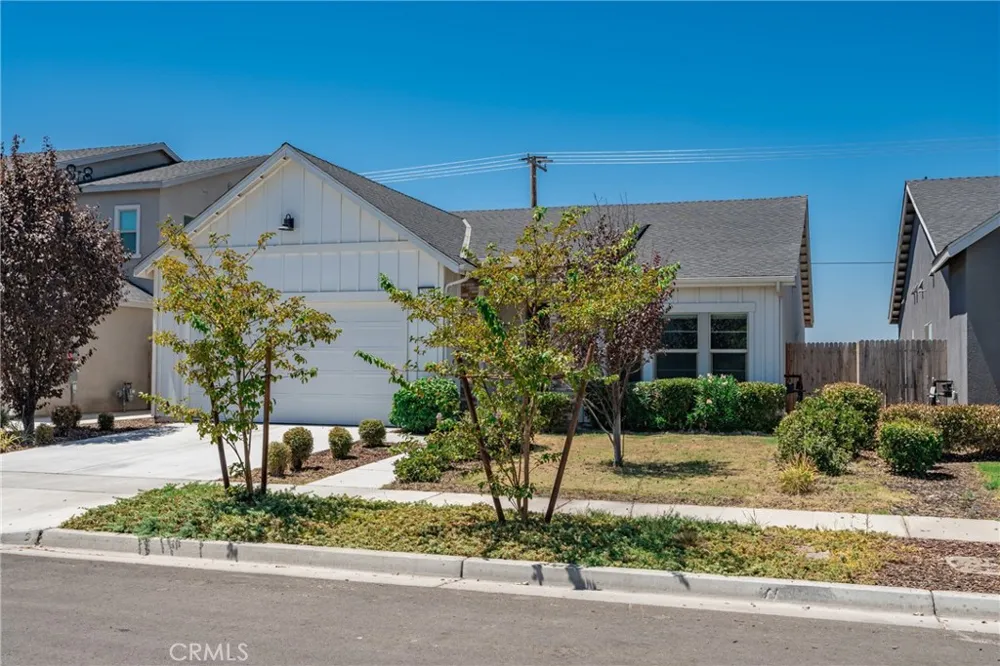 2048 Mitchell Street Hanford, CA 93230