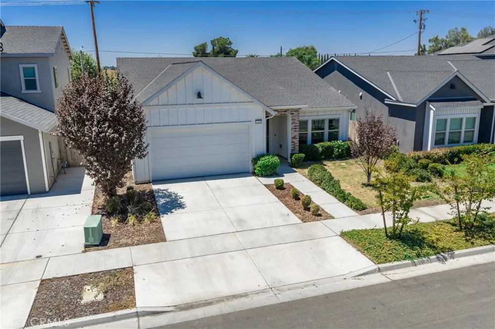 2048 Mitchell Street Hanford, CA 93230