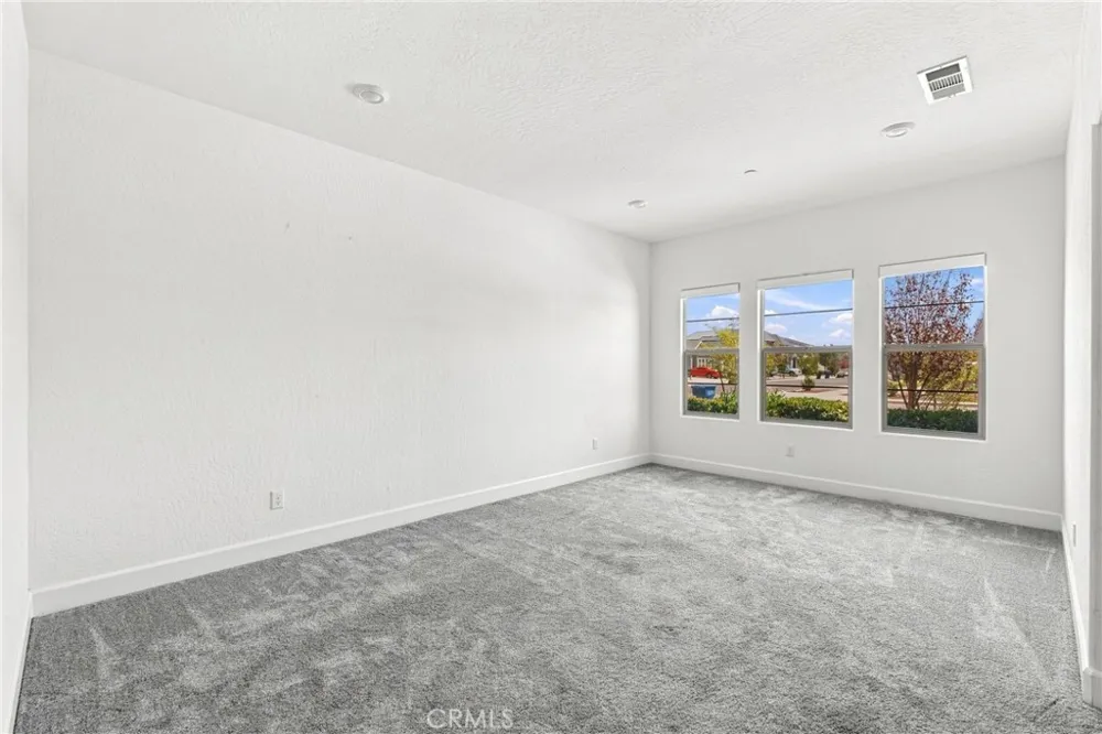 2048 Mitchell Street Hanford, CA 93230