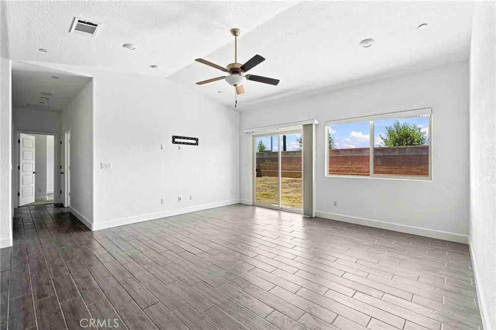 2048 Mitchell Street Hanford, CA 93230