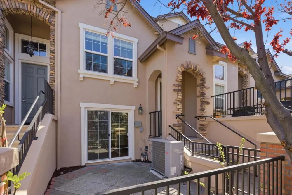 1122 Delmas Avenue San Jose, CA 95125