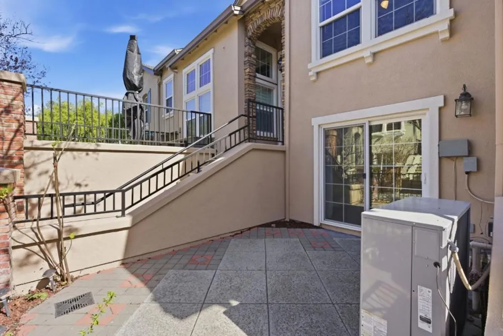 1122 Delmas Avenue San Jose, CA 95125