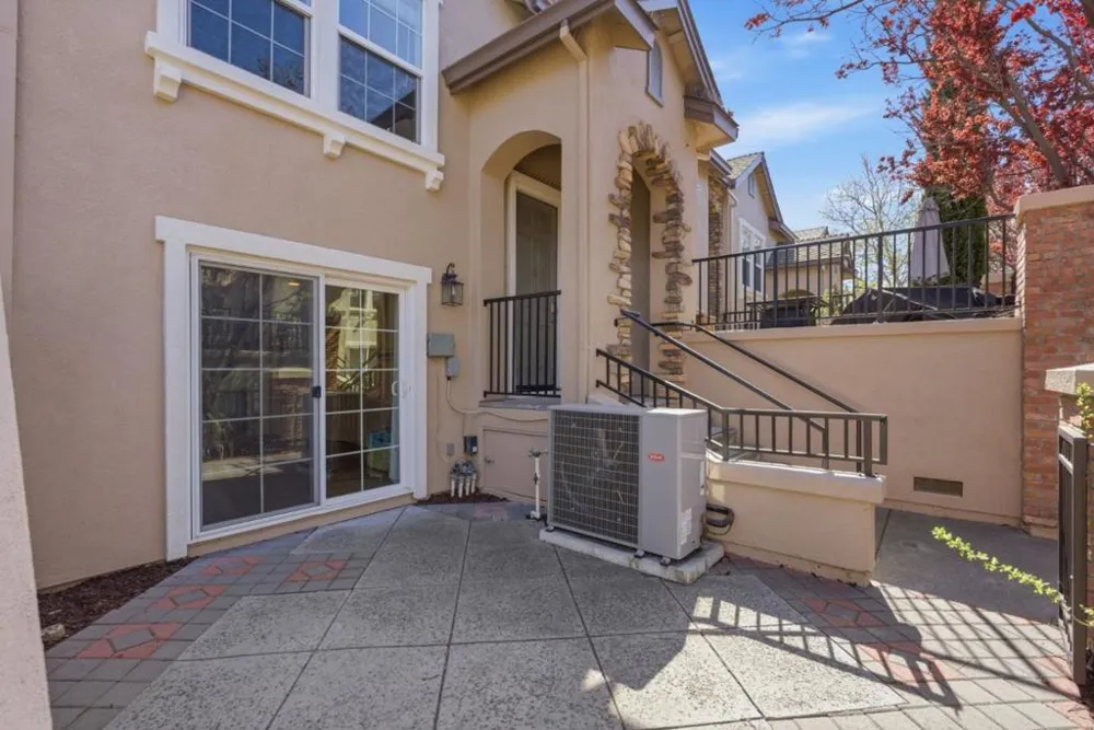 1122 Delmas Avenue San Jose, CA 95125