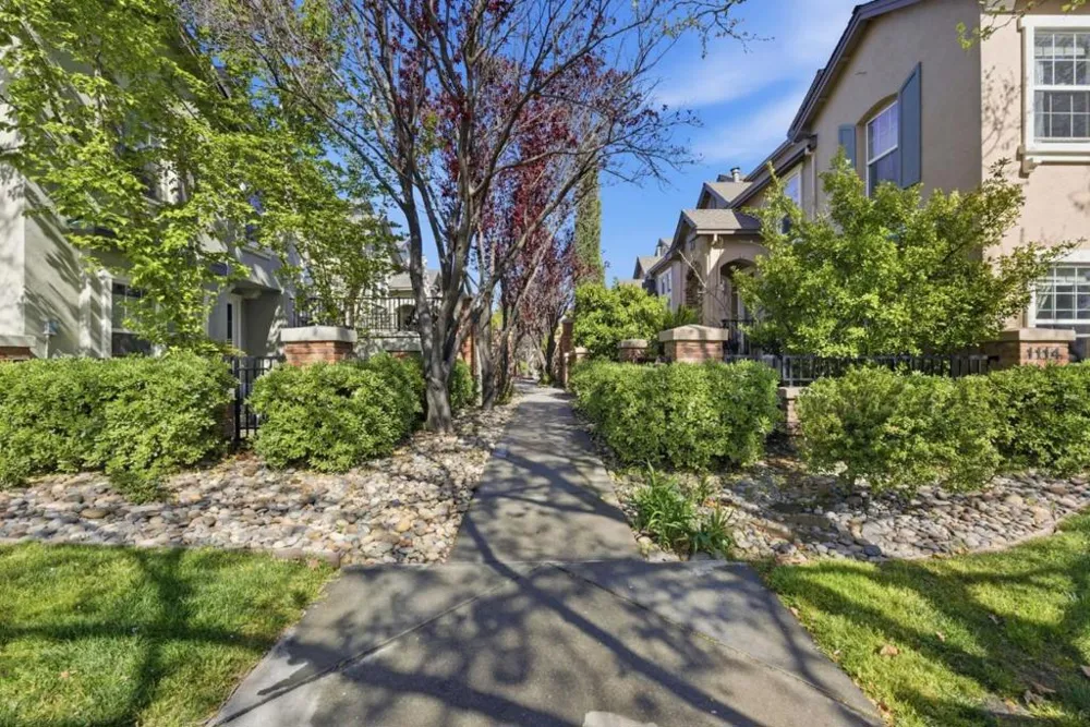 1122 Delmas Avenue San Jose, CA 95125