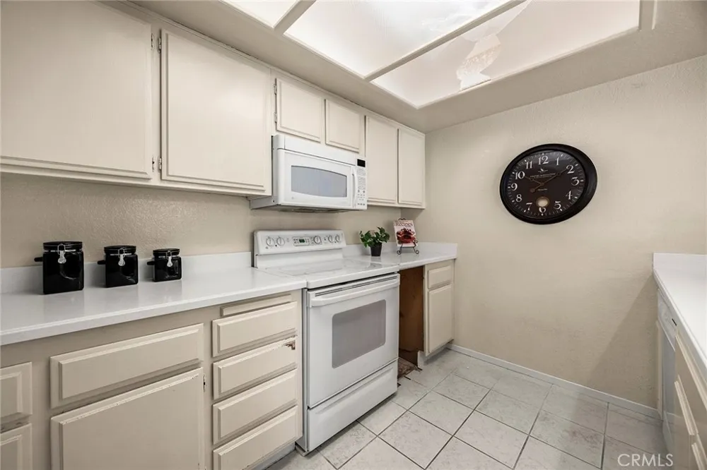 9001 Buckles Street #77 Downey, CA 90241