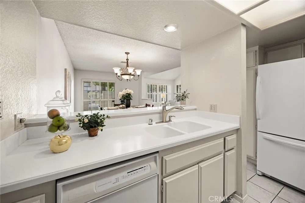 9001 Buckles Street #77 Downey, CA 90241