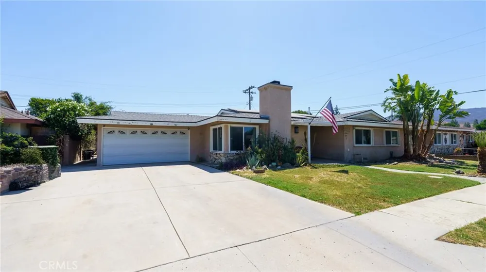 1048 Vallejo Avenue Simi Valley, CA 93065