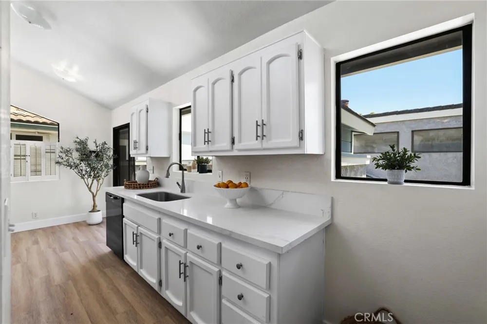 119 2nd Street Seal Beach, CA 90740