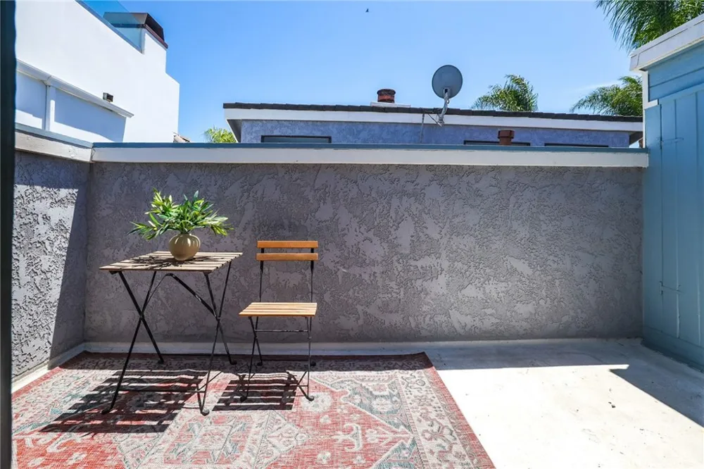 119 2nd Street Seal Beach, CA 90740