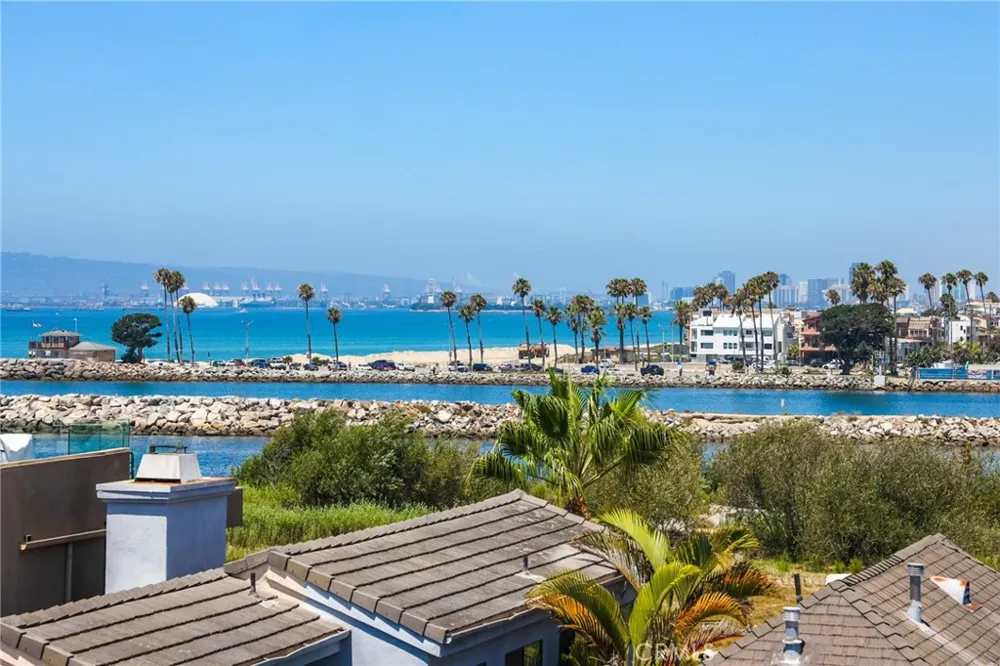 119 2nd Street Seal Beach, CA 90740