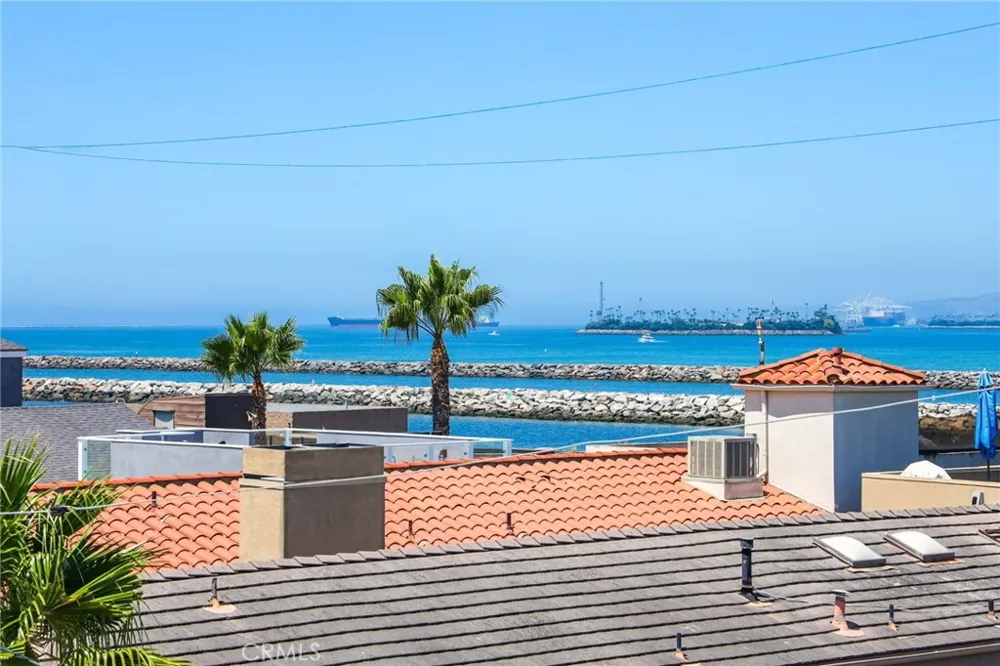 119 2nd Street Seal Beach, CA 90740