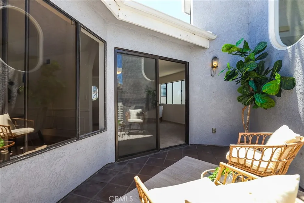 119 2nd Street Seal Beach, CA 90740