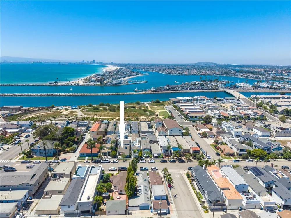 119 2nd Street Seal Beach, CA 90740
