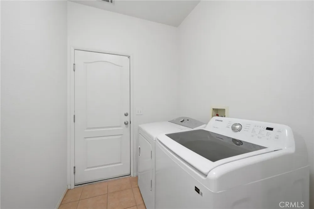 123 Lily San Jacinto, CA 92583
