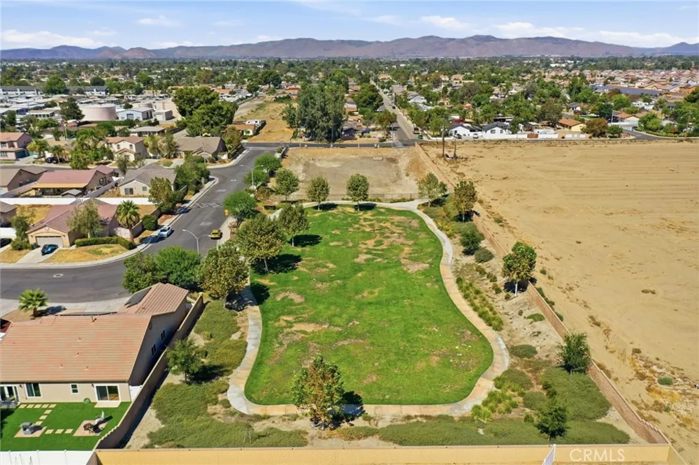 123 Lily San Jacinto, CA 92583