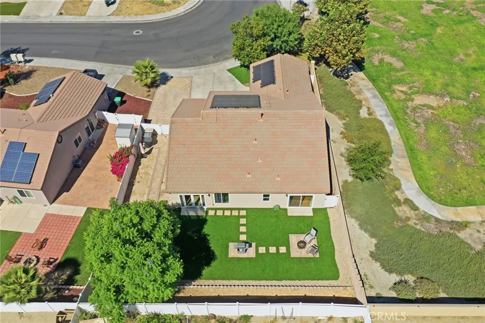 123 Lily San Jacinto, CA 92583
