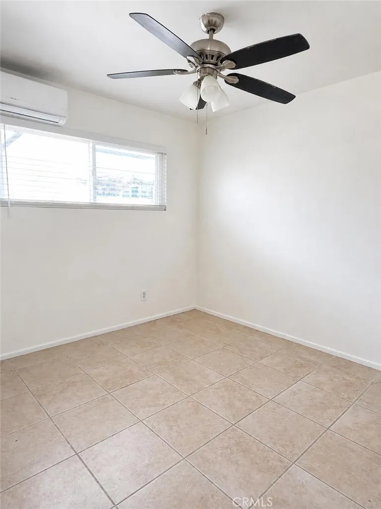 343 W Tramview Palm Springs, CA 92262