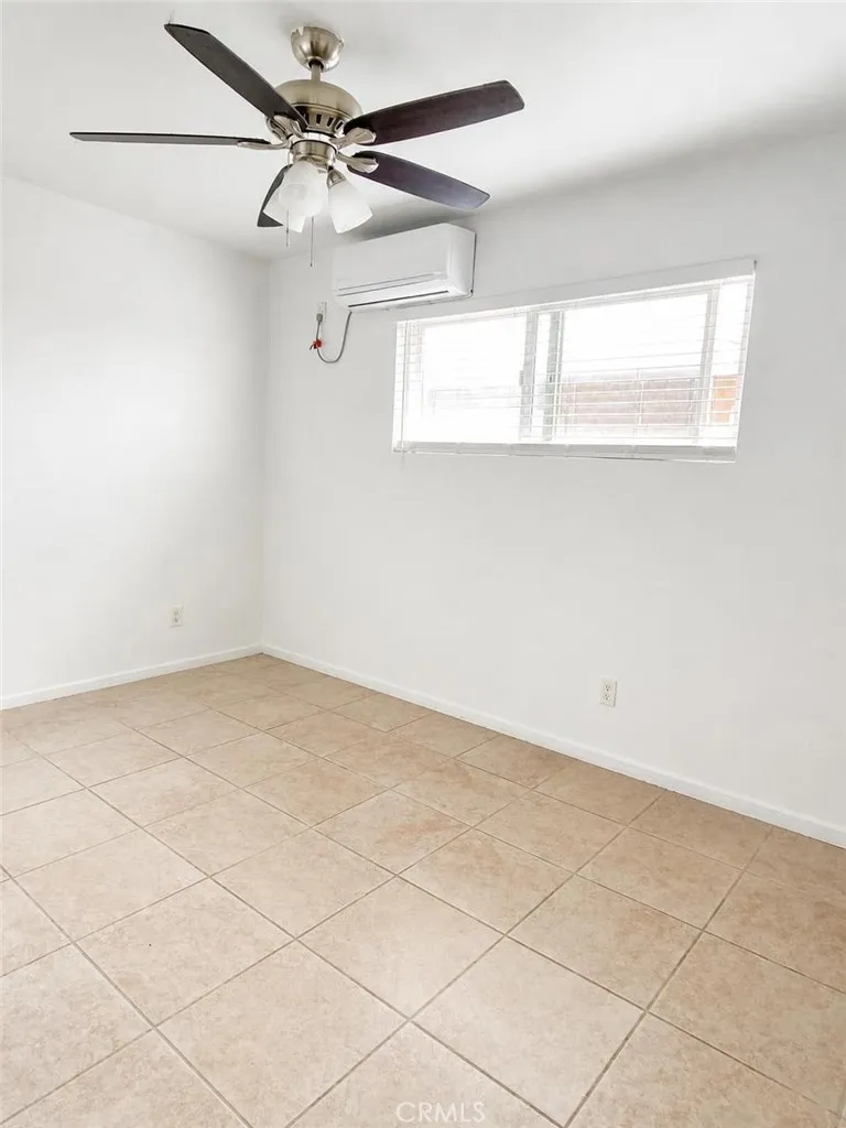 343 W Tramview Palm Springs, CA 92262