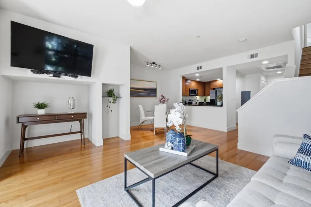 92 S 1st Street Campbell, CA 95008