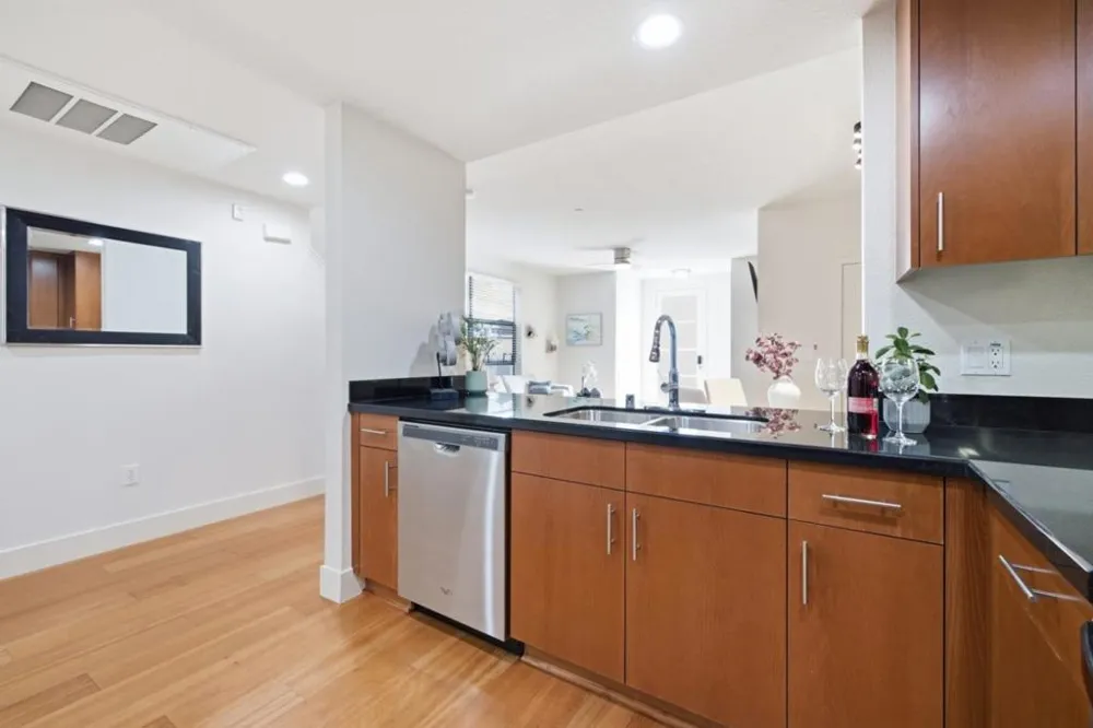 92 S 1st Street Campbell, CA 95008