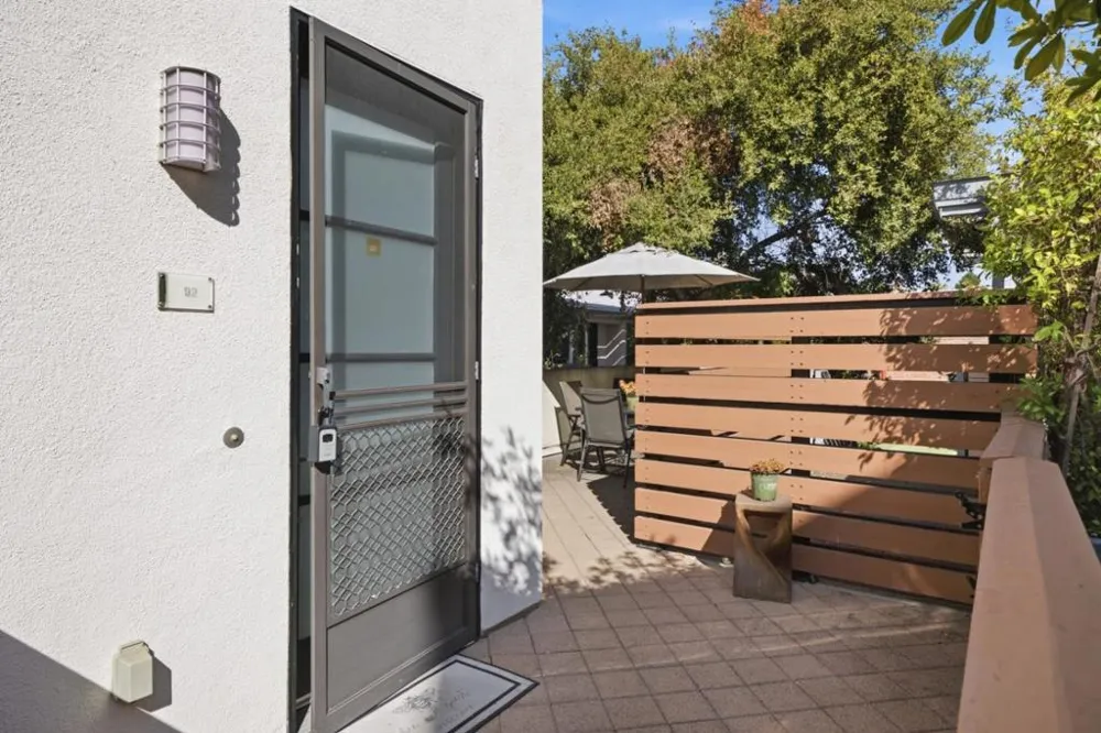 92 S 1st Street Campbell, CA 95008