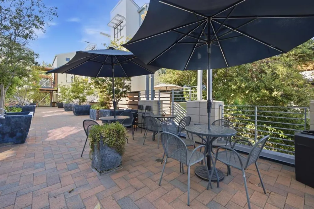 92 S 1st Street Campbell, CA 95008