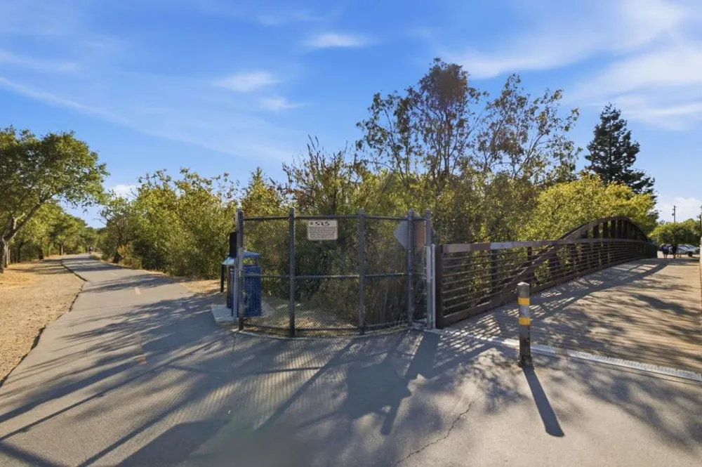 92 S 1st Street Campbell, CA 95008