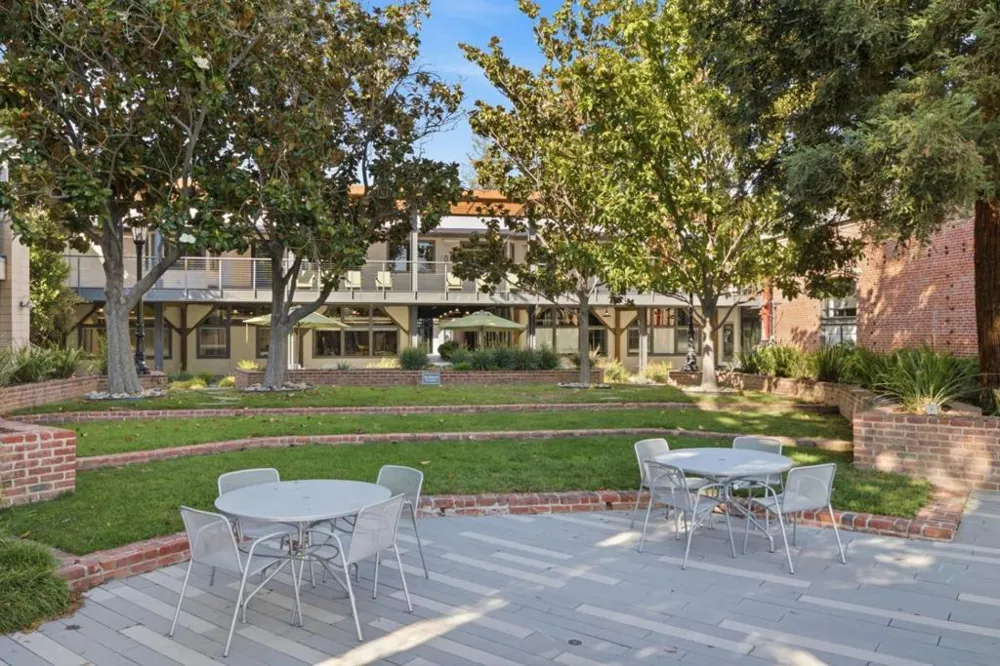 92 S 1st Street Campbell, CA 95008