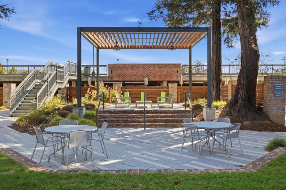 92 S 1st Street Campbell, CA 95008