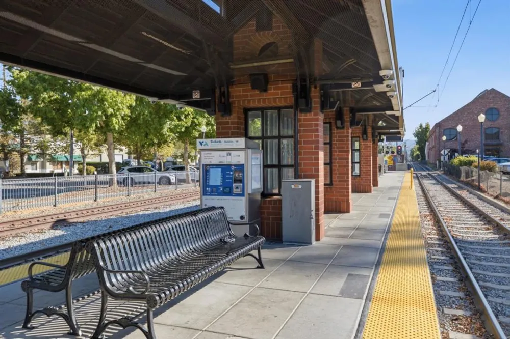 92 S 1st Street Campbell, CA 95008