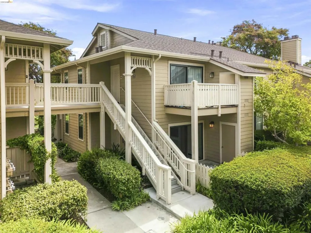 109 Shoreline Ct Richmond, CA 94804