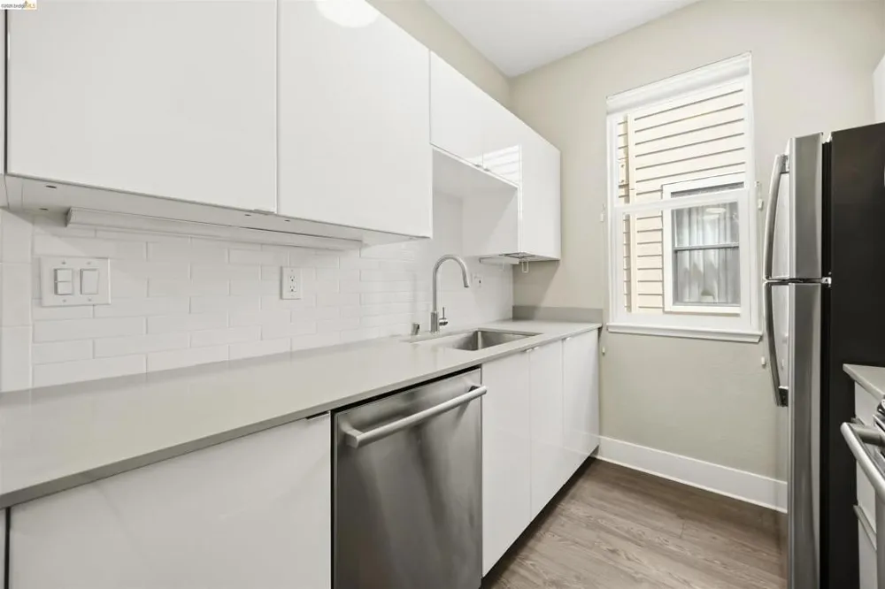 109 Shoreline Ct Richmond, CA 94804