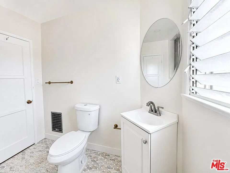 10616 Wilkins Avenue Los Angeles, CA 90024