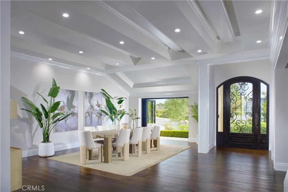 4 Inverness Lane Newport Beach, CA 92660