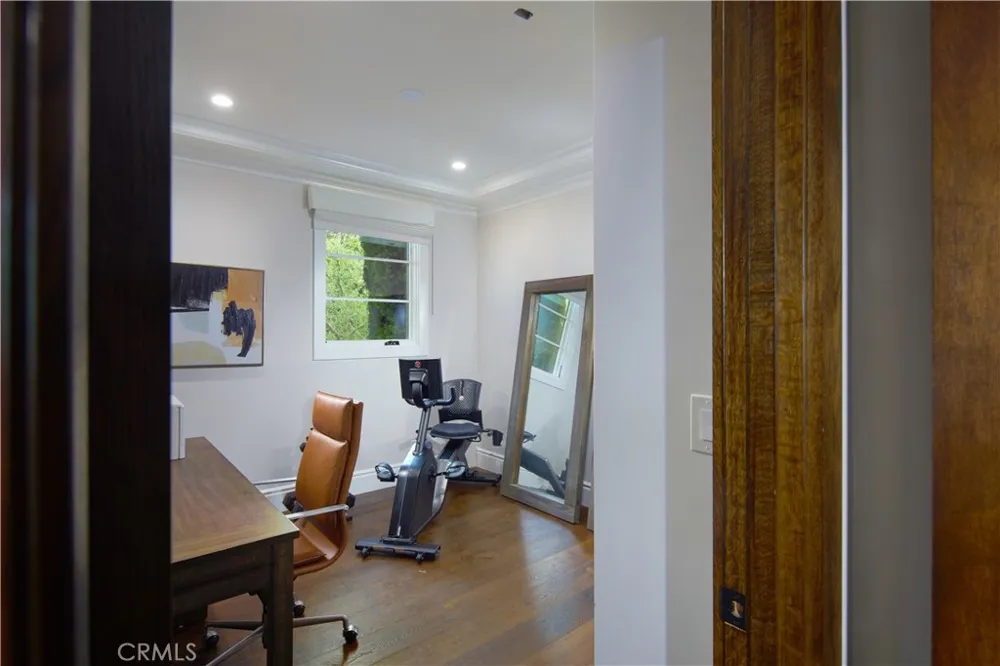 4 Inverness Lane Newport Beach, CA 92660