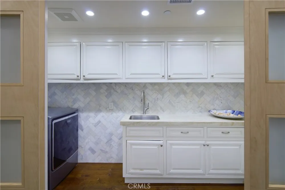 4 Inverness Lane Newport Beach, CA 92660