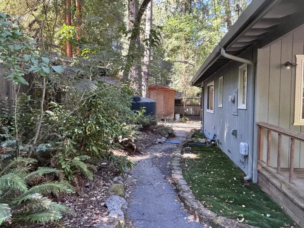 184 Acorn Drive Boulder Creek, CA 95006