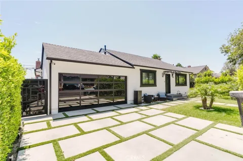 10414 Tiara Street